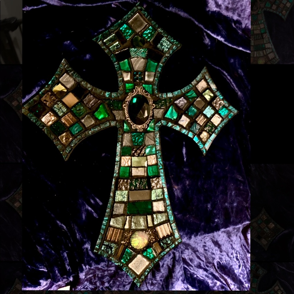 Deborah’s cross ✝️